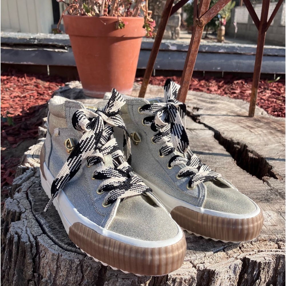 Keds sneakers